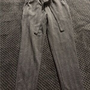 Gray Skinny Pants with Wool Blend Fabric and Subtle Pleats